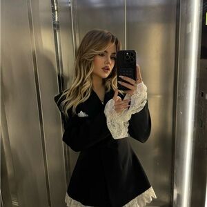 Elegant Black Blazer with Lace Details